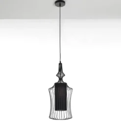 Cathedral a lampadario in metallo nero opaco con paralume in filo di acciaio e tessuto nero d29 h64 cm
