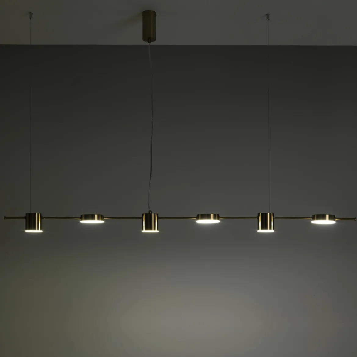 Domino led mind lampadario in alluminio colore ottone anticato opaco regolabile 160x10 h130 cm