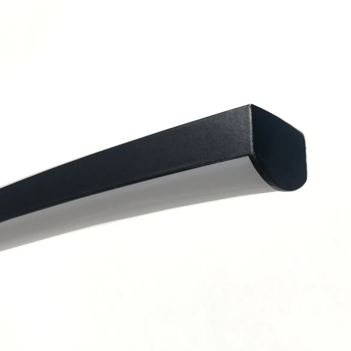 Drop lampada da terra led in alluminio nero opaco e acrilico bianco 130x32 h175 cm