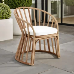 Durga poltroncina in rattan cuscino in saia bianco 70x60xh85 cm