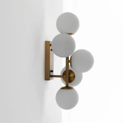 Galaxy lampadario / applique in metallo verniciato ottone opaco con sfere in vetro bianco opaco 50x27 h24 cm