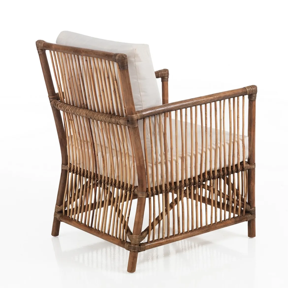 Granada white poltroncina in rattan con cuscini in cotone per interno/esterno 60x67xh84 cm