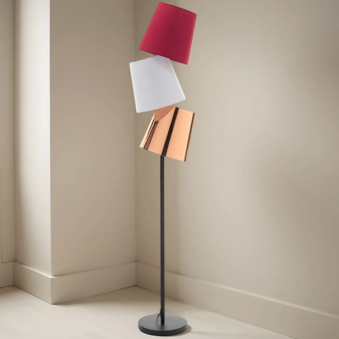 Jumble lampada da terra con 3 paralumi in tessuto colorato e in plastica oro 33x25 h162 cm