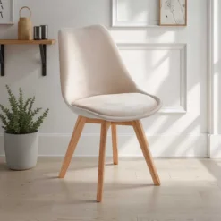 Kiki Soft Beige Sedia Tessuto colore panna gambe legno massello finitura rovere cm h83 l48 p56
