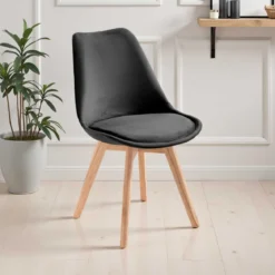 Kiki Soft Black Sedia Tessuto colore Nero gambe in legno massello finitura rovere cm h83 l48 p56