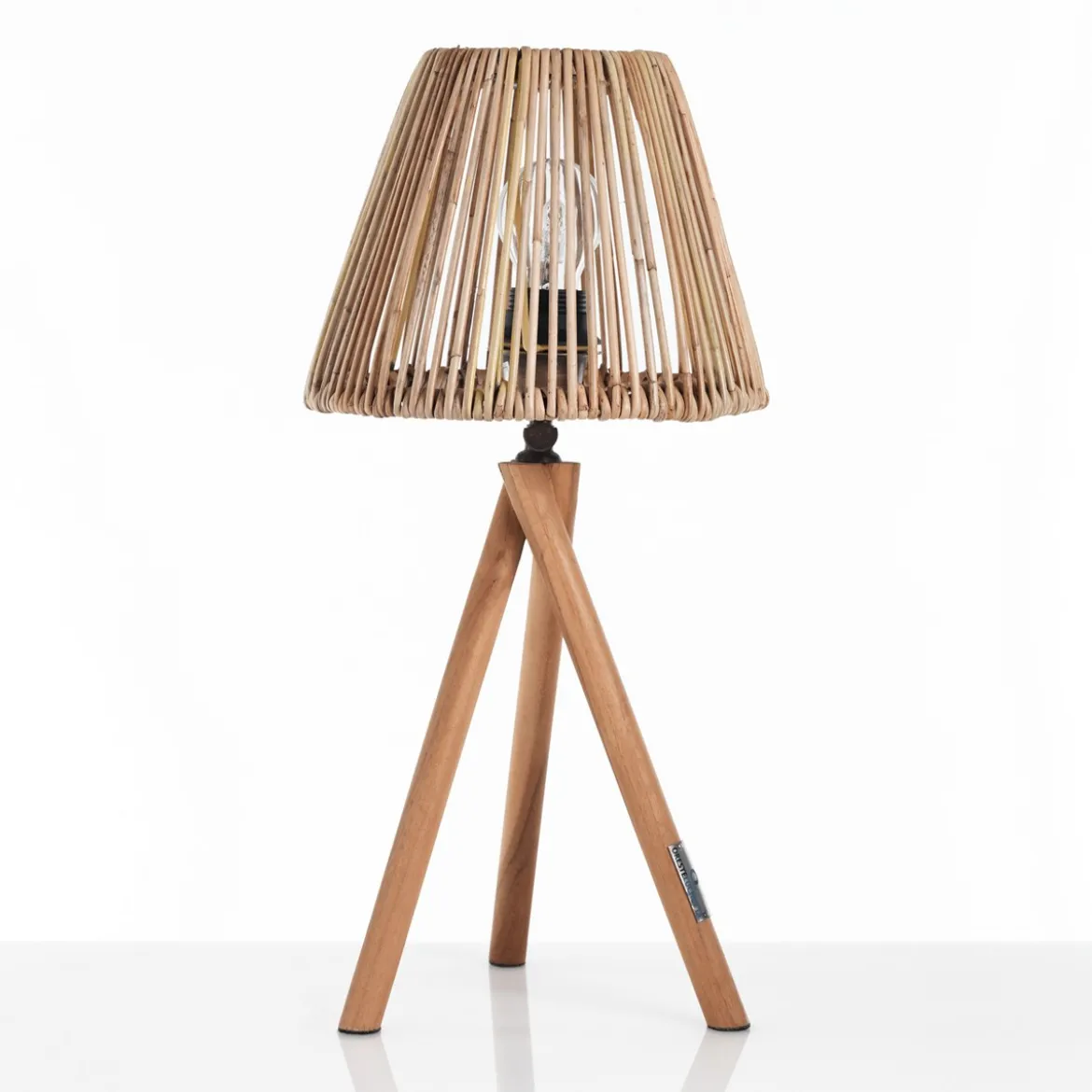 Kota lampada da tavolo in teak e rattan d22.5xh50 cm