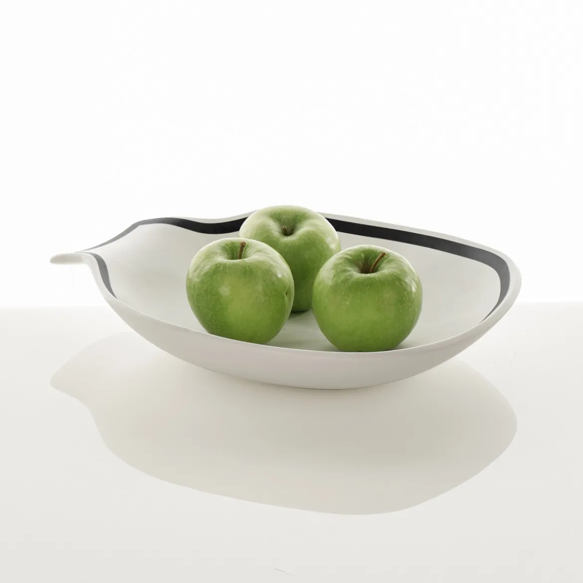 Linea centrotavola / svuotatasche in ceramica colore bianco opaco 31x35x65 cm