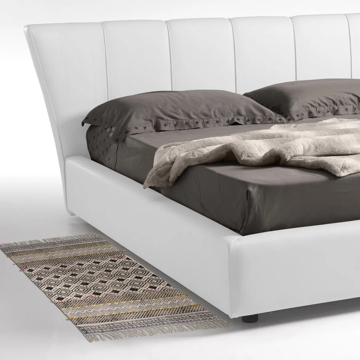 Nest tappeto bagno / scendiletto in cotone 100% con nappe grigio 110x60 cm