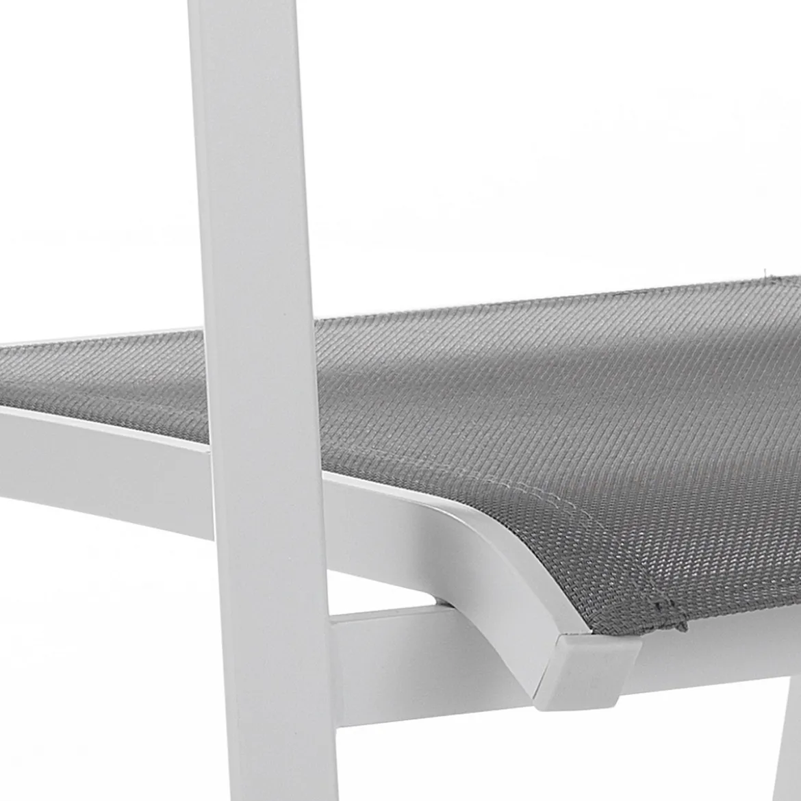 Nydri sedia con braccioli interno e esterno in alluminio bianco opaco e tessuto grigio 56x62xh86 cm