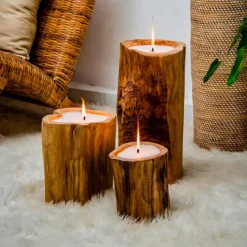 Pit set 3 candele in legno riciclato d20xh18 d22xh25 d25xh35 cm