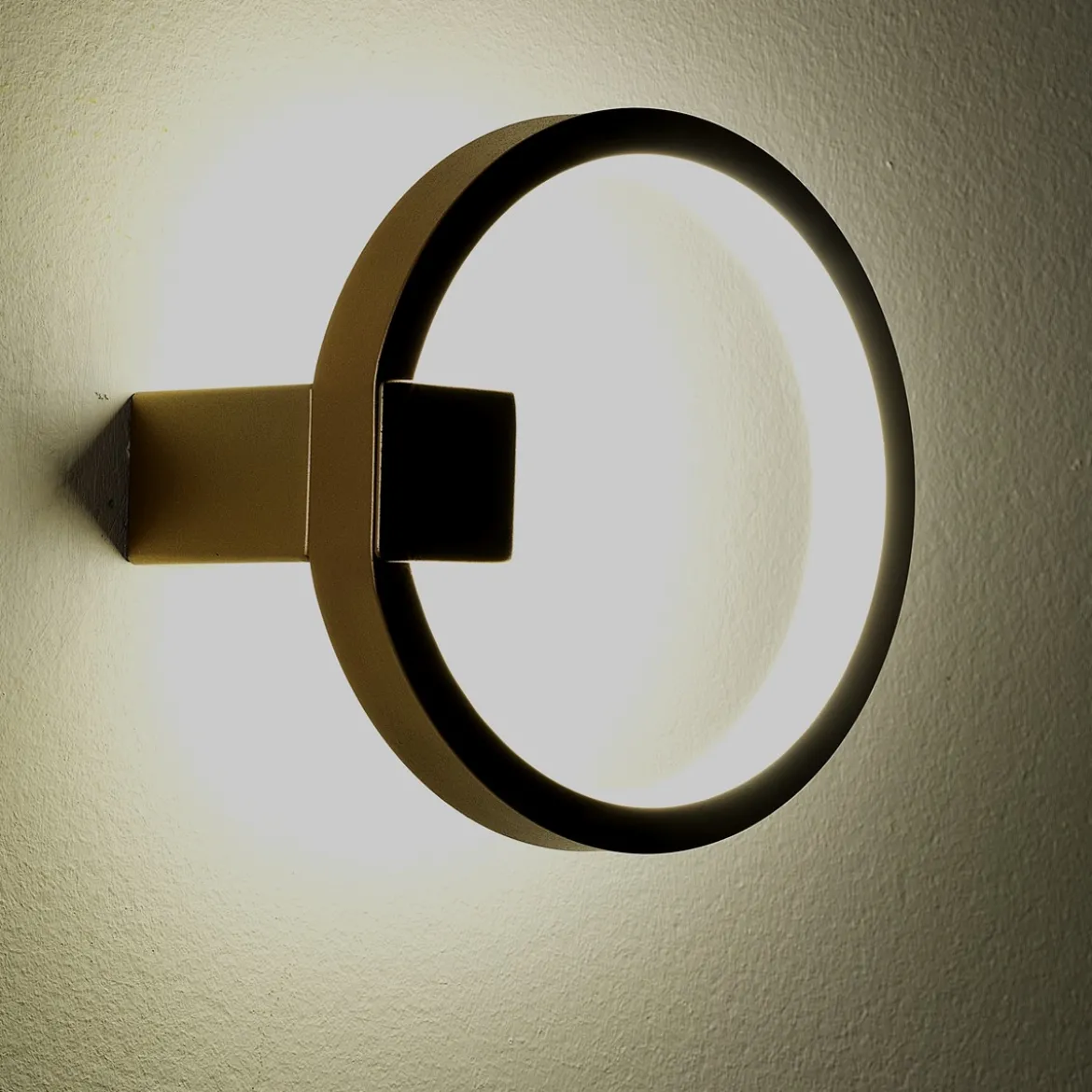 Ring gold applique led in alluminio colore oro satinato d15x7.5 cm