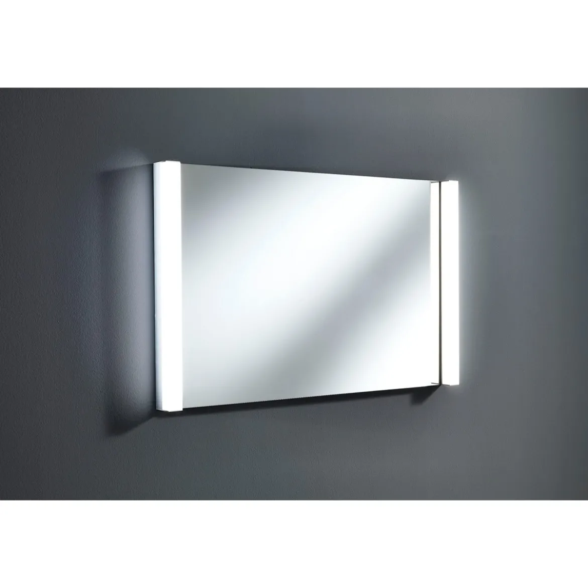 Specchiera con luci laterali interne led 100x67 cm