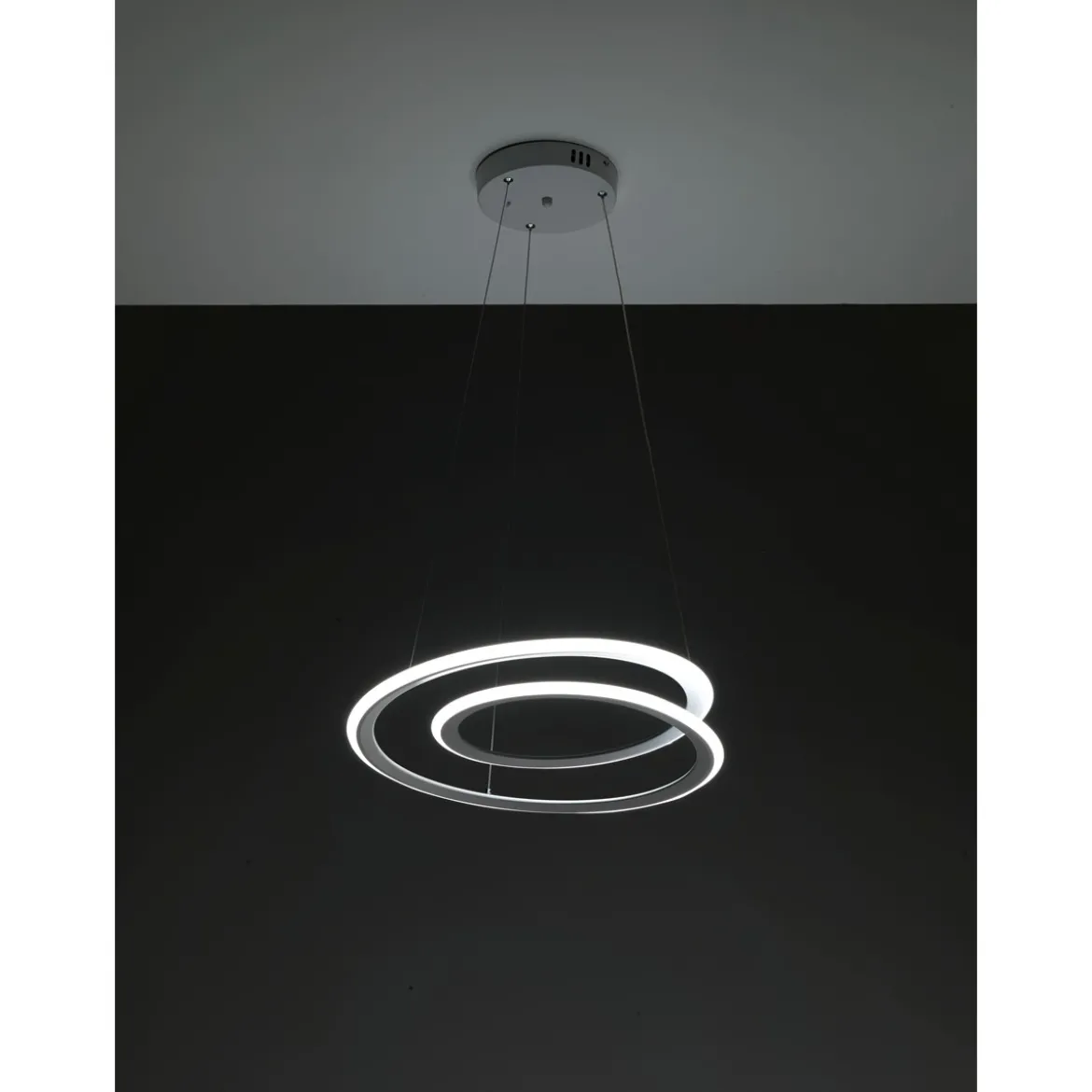 Spiral lampadario led in polipropilene bianco opaco filo regolabile d50 h165 cm