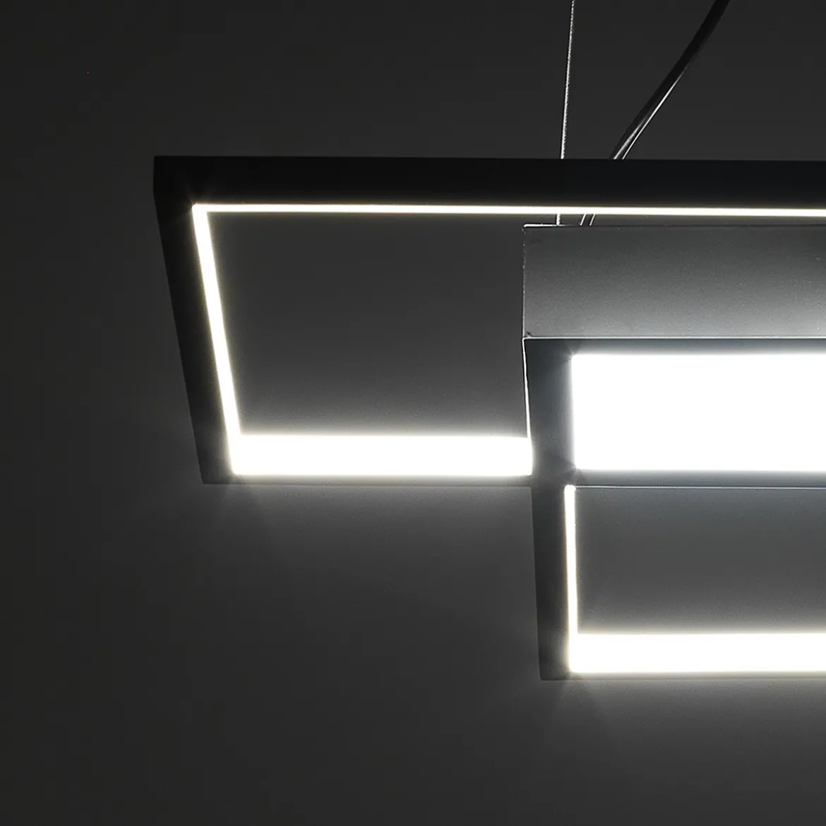 Square black lampadario led in metallo nero opaco filo regolabile 54x54 h8 cm
