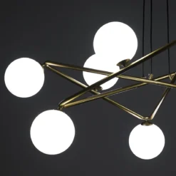 Star lampadario in metallo verniciato ottone opaco e sfere in vetro bianco opaco con cavo regolabile 110x110 h43 cm