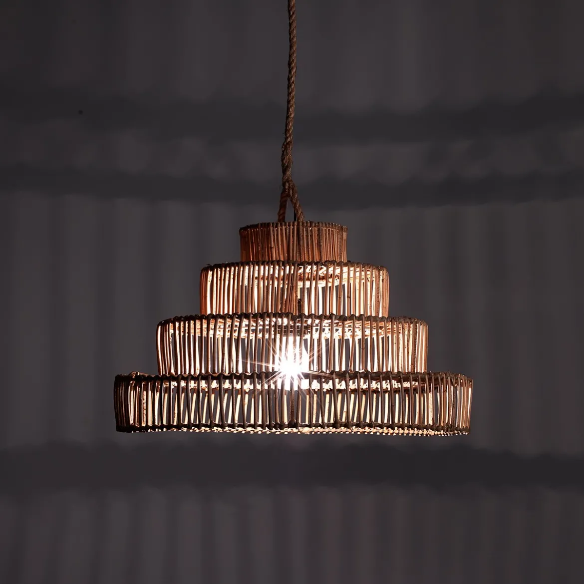 Tower lampadario in rattan colore naturale d50xh35 cm
