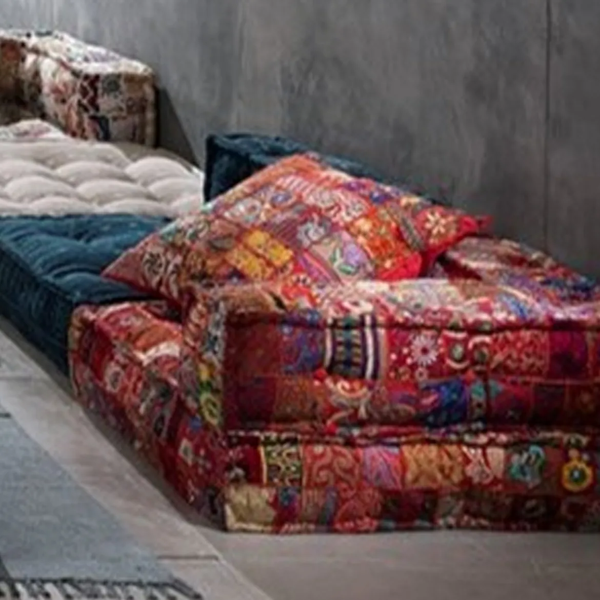 Yara red patch cuscino cotone 100% patchwork rosso 52x52 cm